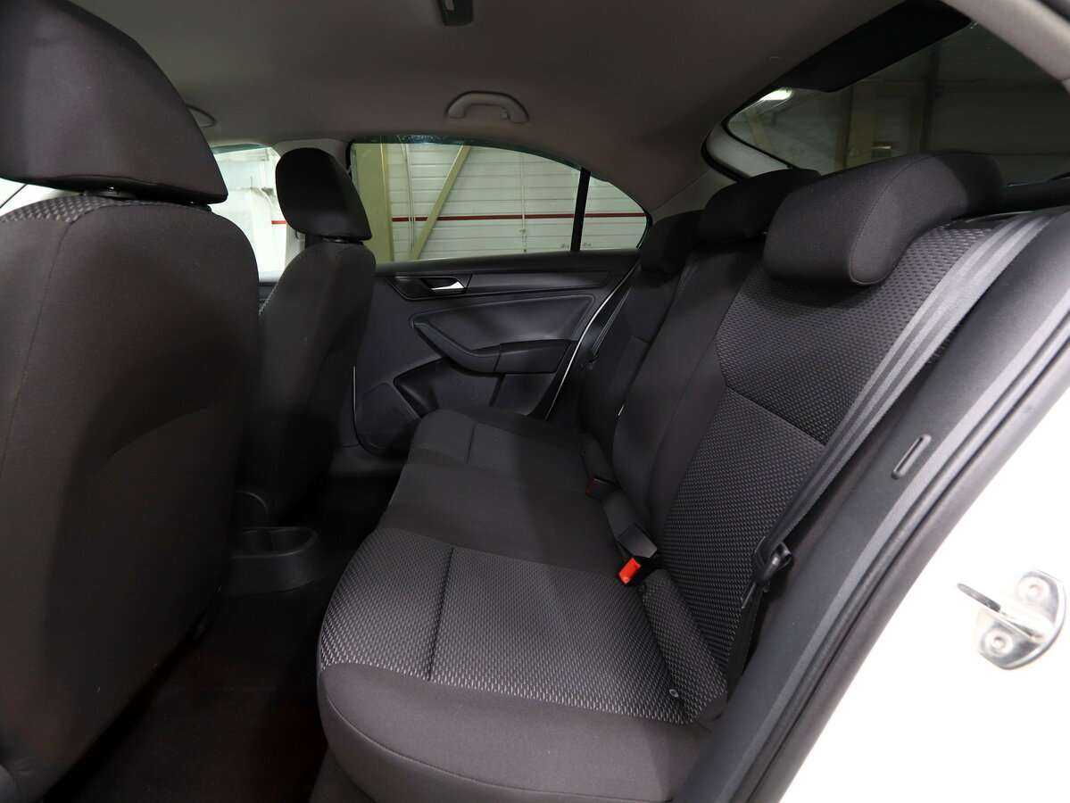 Volkswagen Polo б/у, 2020, Механическая. Фото: #9