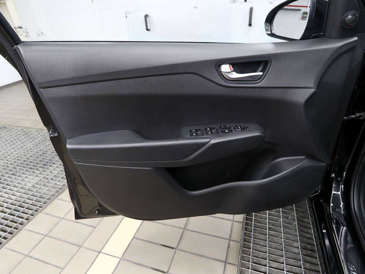 Hyundai Solaris б/у, 2020, Автоматическая. Фото: #6