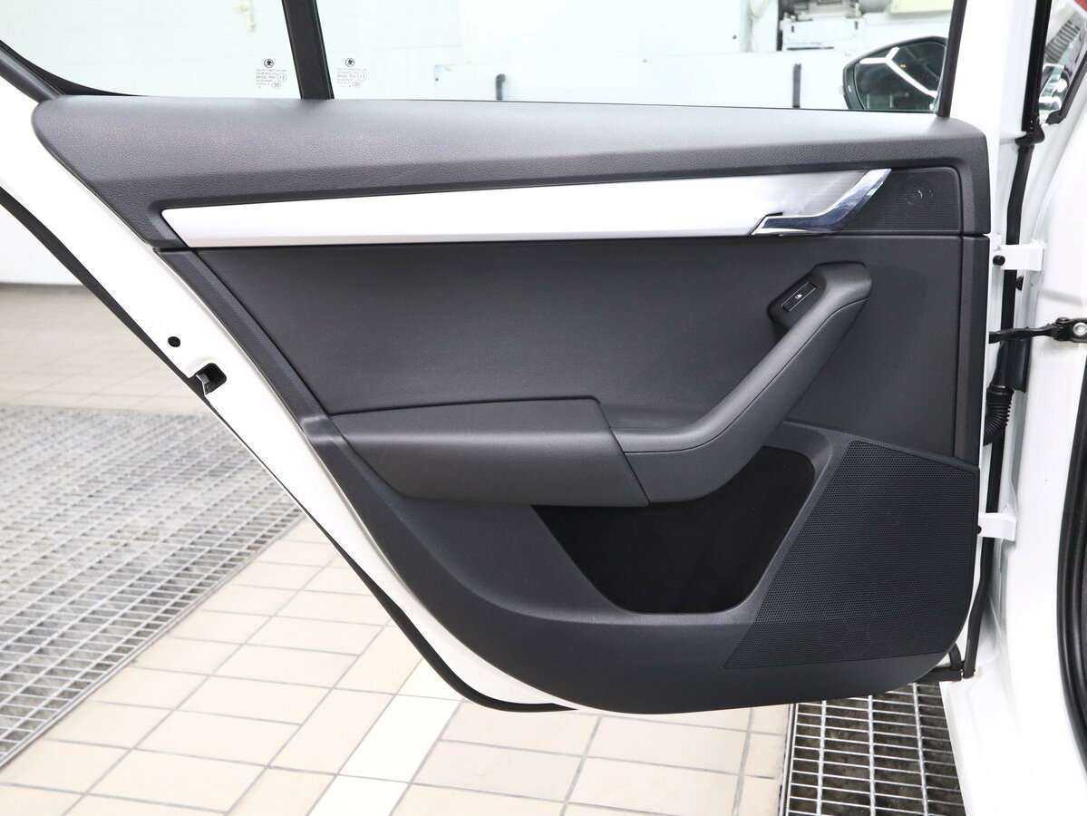 Skoda Octavia б/у, 2018, Роботизированная. Фото: #9