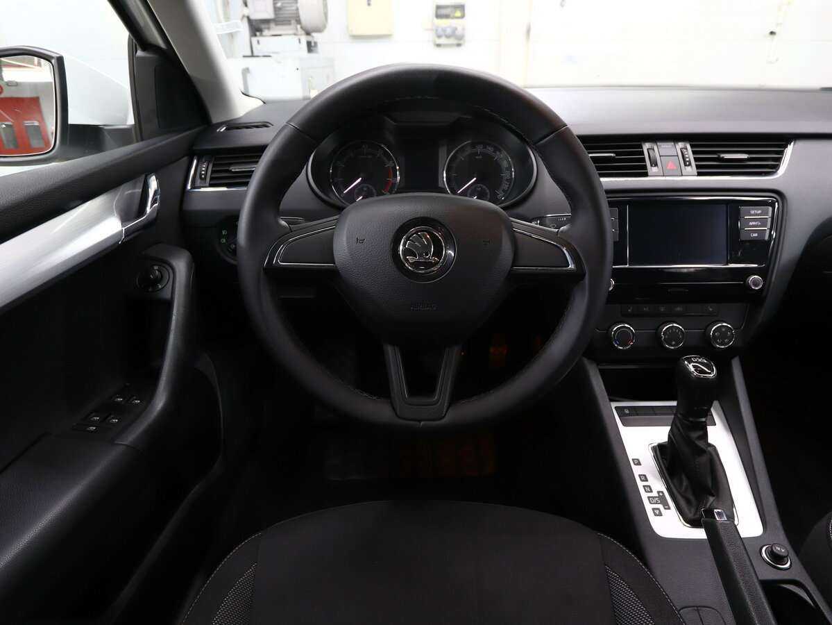 Skoda Octavia б/у, 2018, Роботизированная. Фото: #15