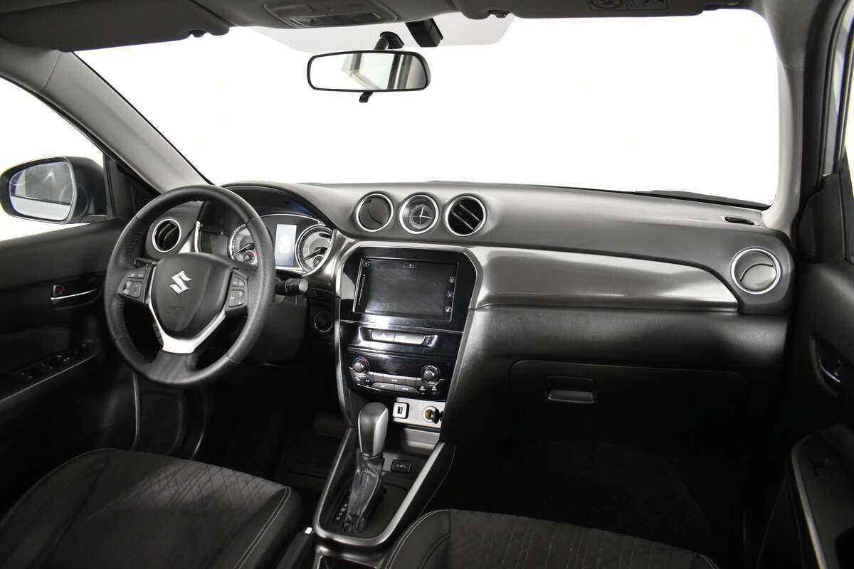 Suzuki Vitara б/у, 2019, Автоматическая. Фото: #6