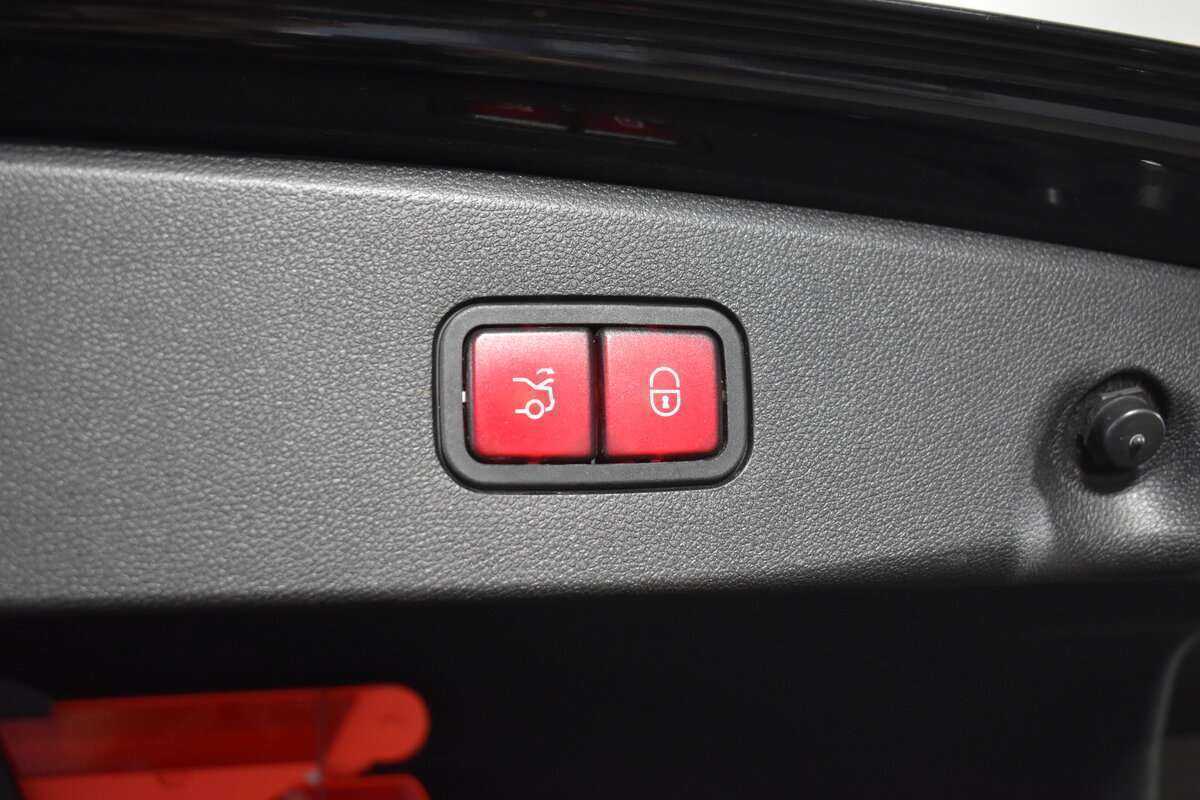 Mercedes-Benz E-Класс б/у, 2013, Автоматическая. Фото: #6