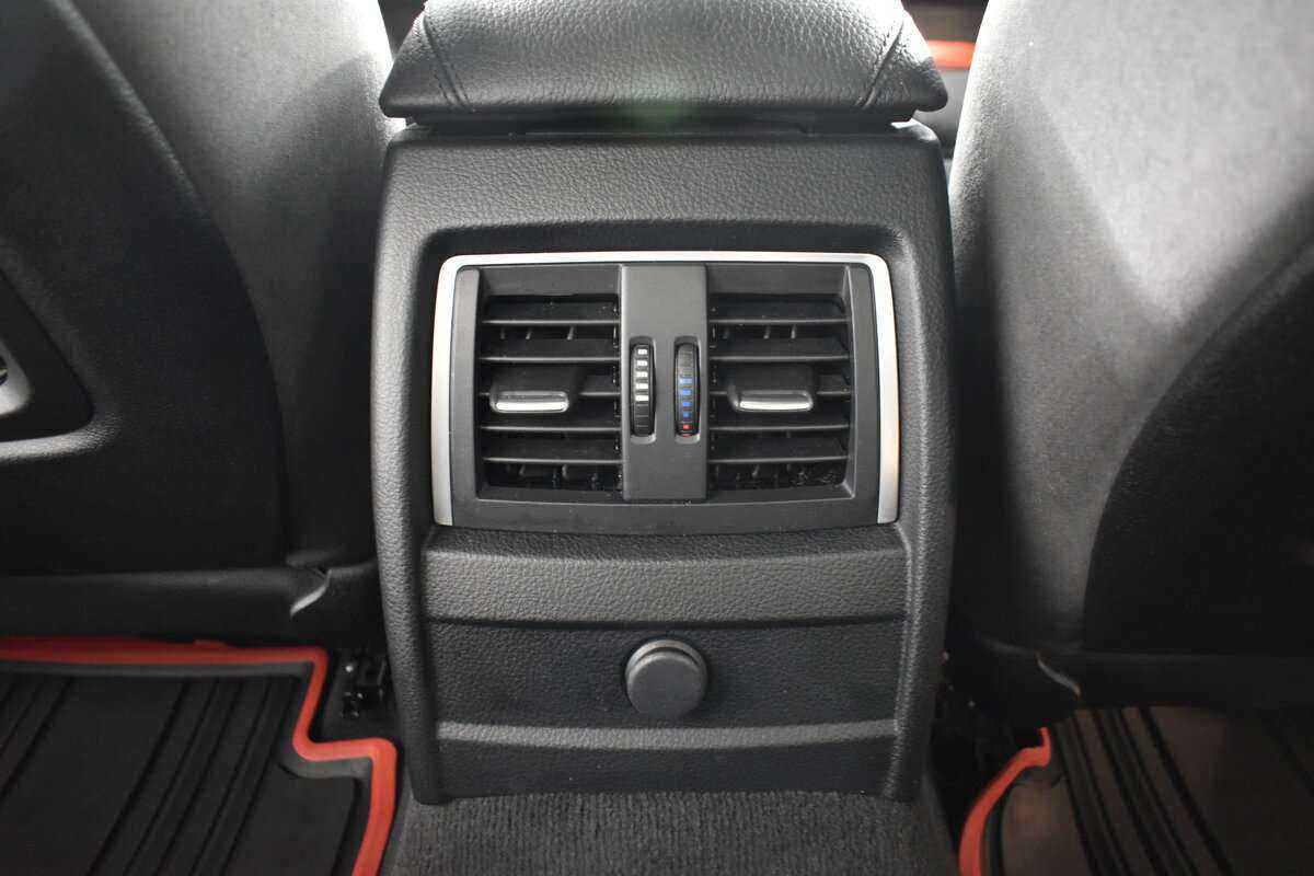 BMW 3 серии б/у, 2016, Автоматическая. Фото: #7