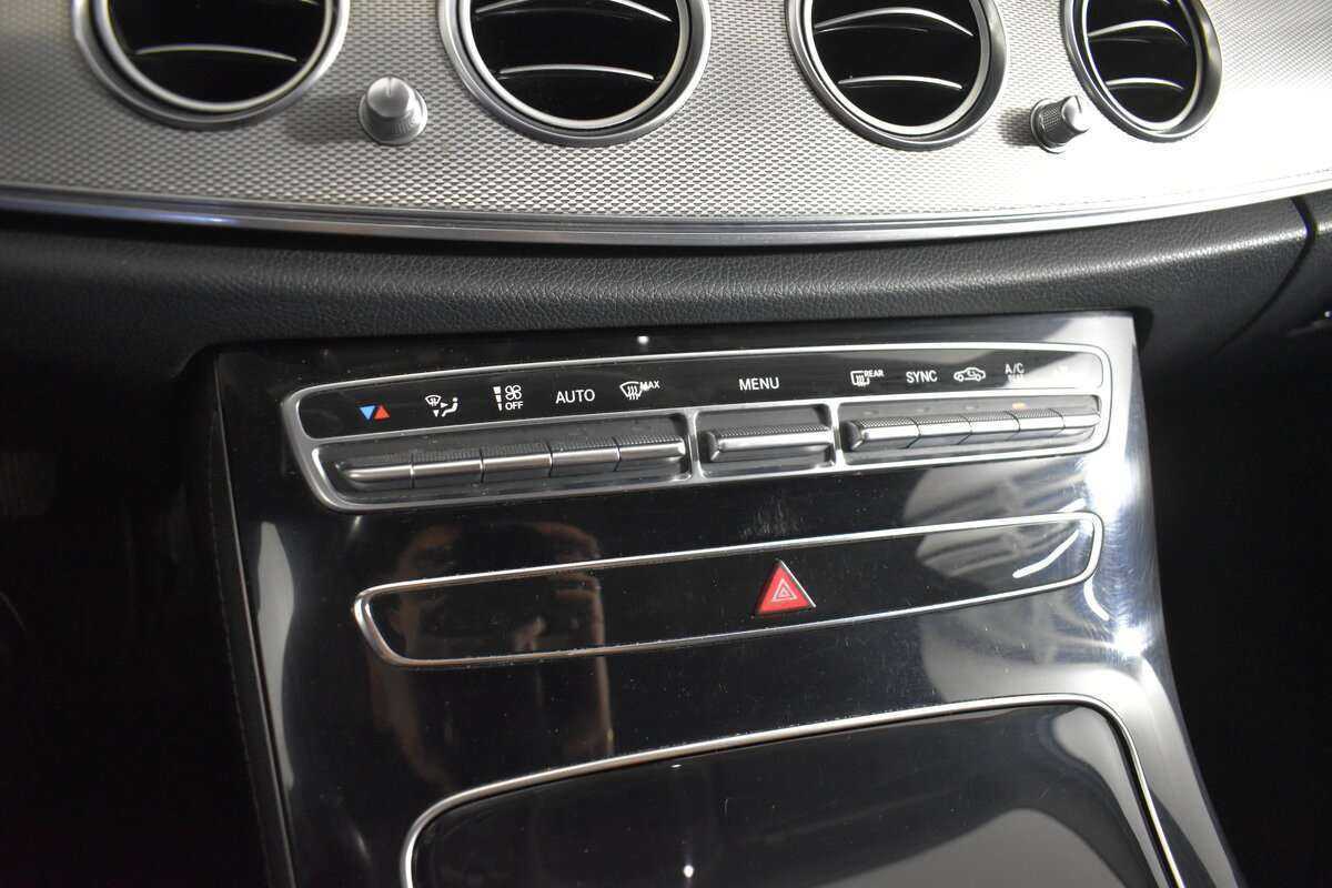 Mercedes-Benz E-Класс б/у, 2018, Автоматическая. Фото: #17