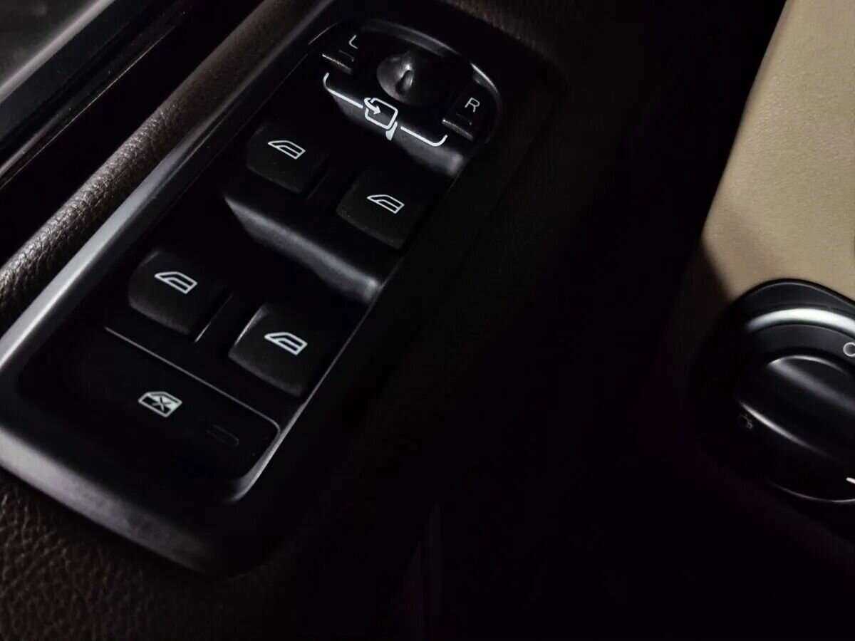 Land Rover Discovery б/у, 2014, Автоматическая. Фото: #17