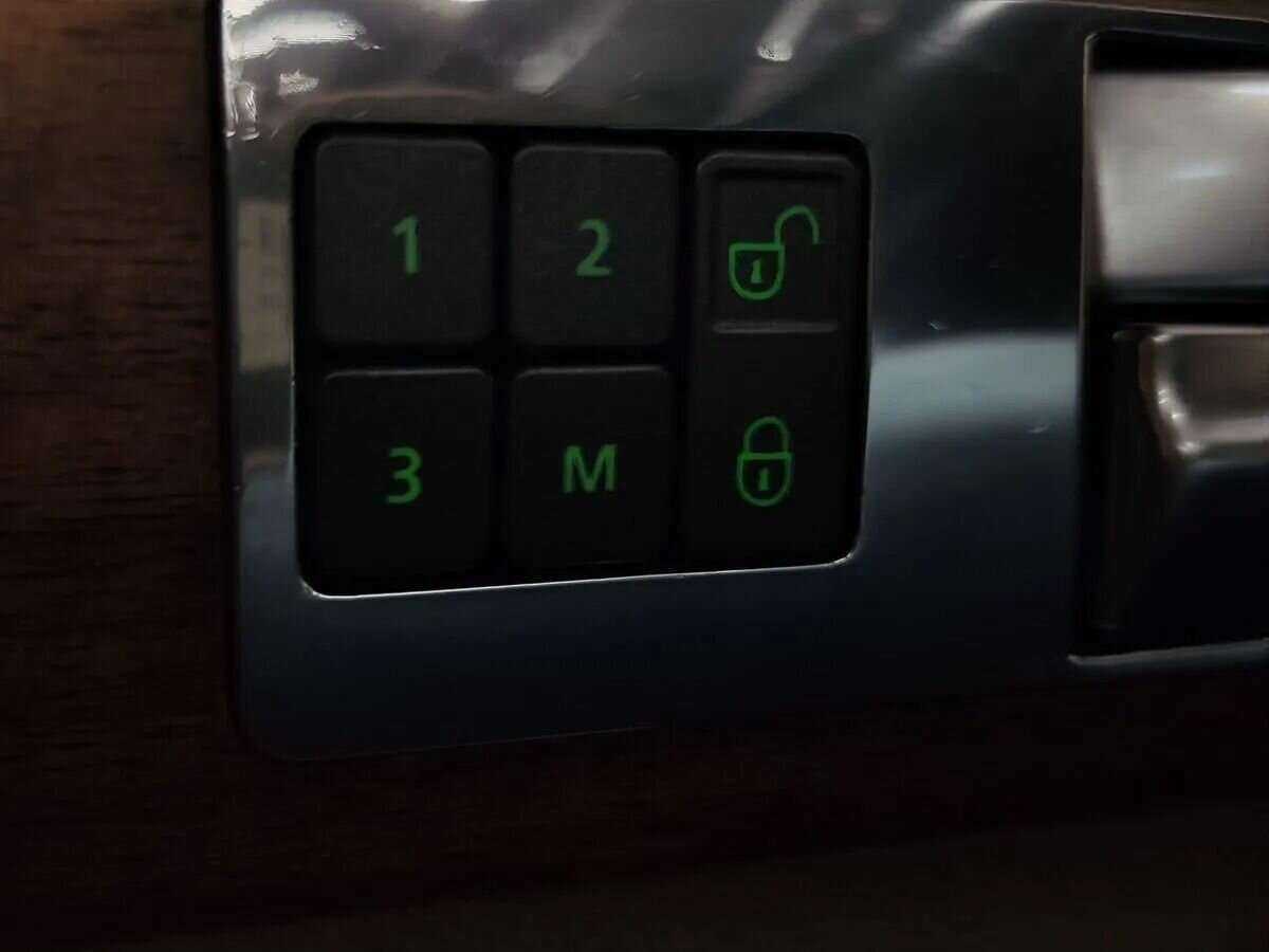 Land Rover Discovery б/у, 2014, Автоматическая. Фото: #18