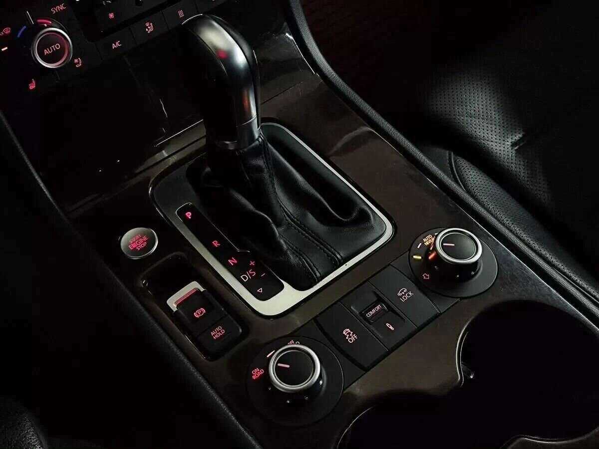 Фольксваген Туарег б/у, 2014, Автоматическая. Фото: #13