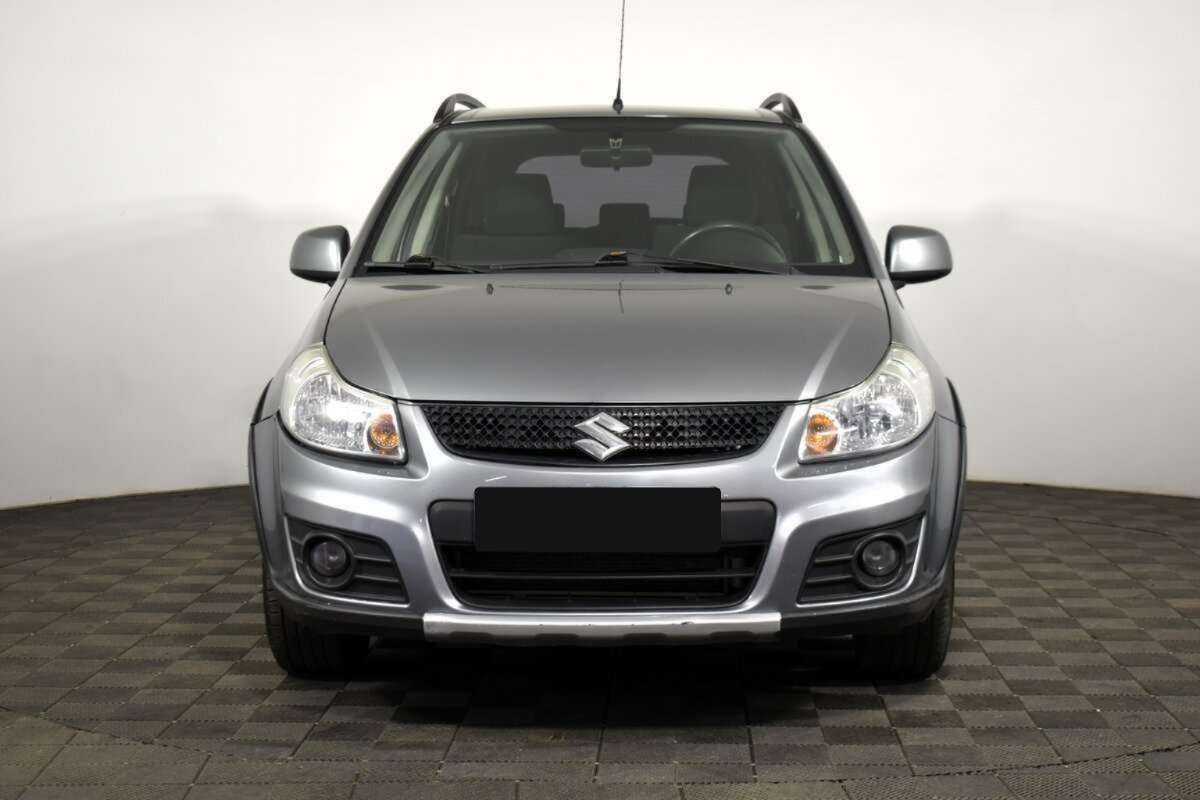 Suzuki SX4 б/у, 2013, Механическая. Фото: #1