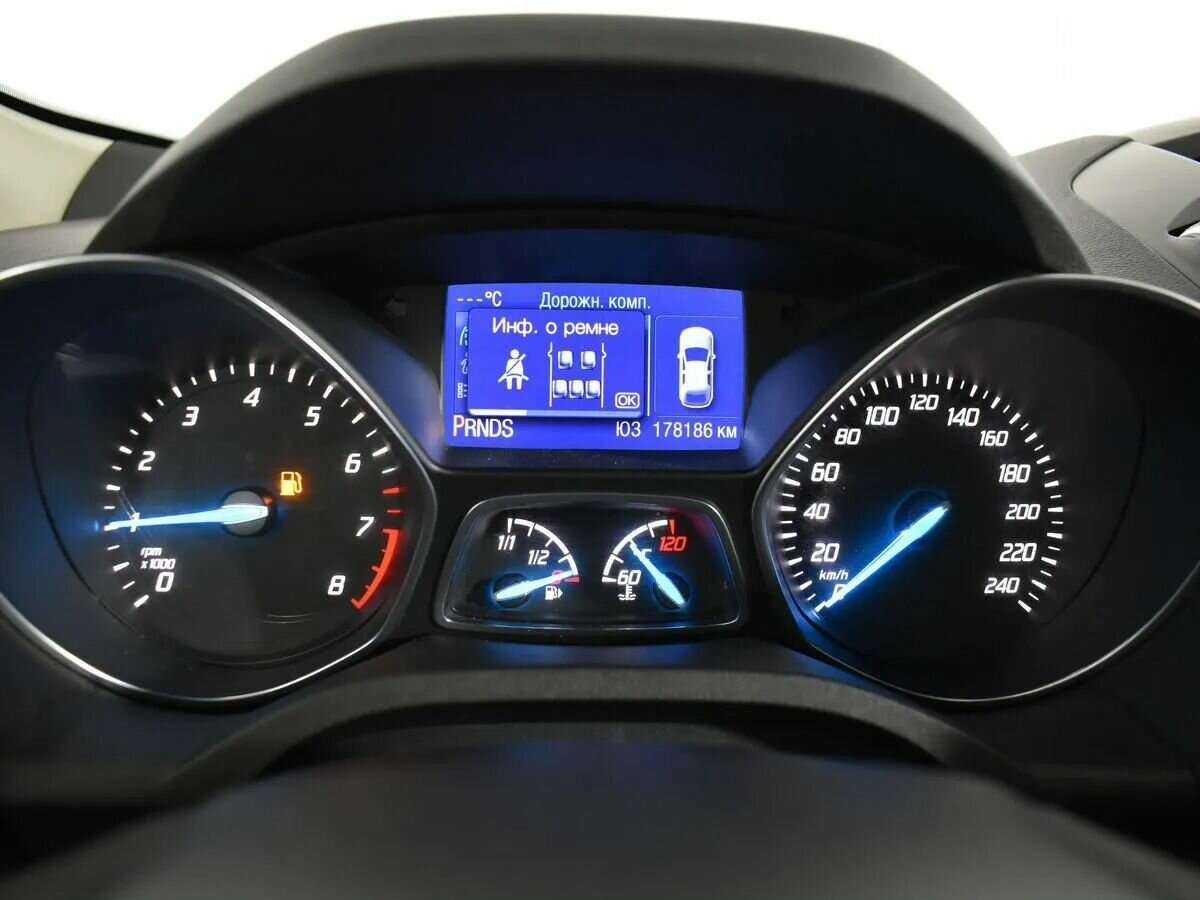 Ford Kuga б/у, 2013, Автоматическая. Фото: #10