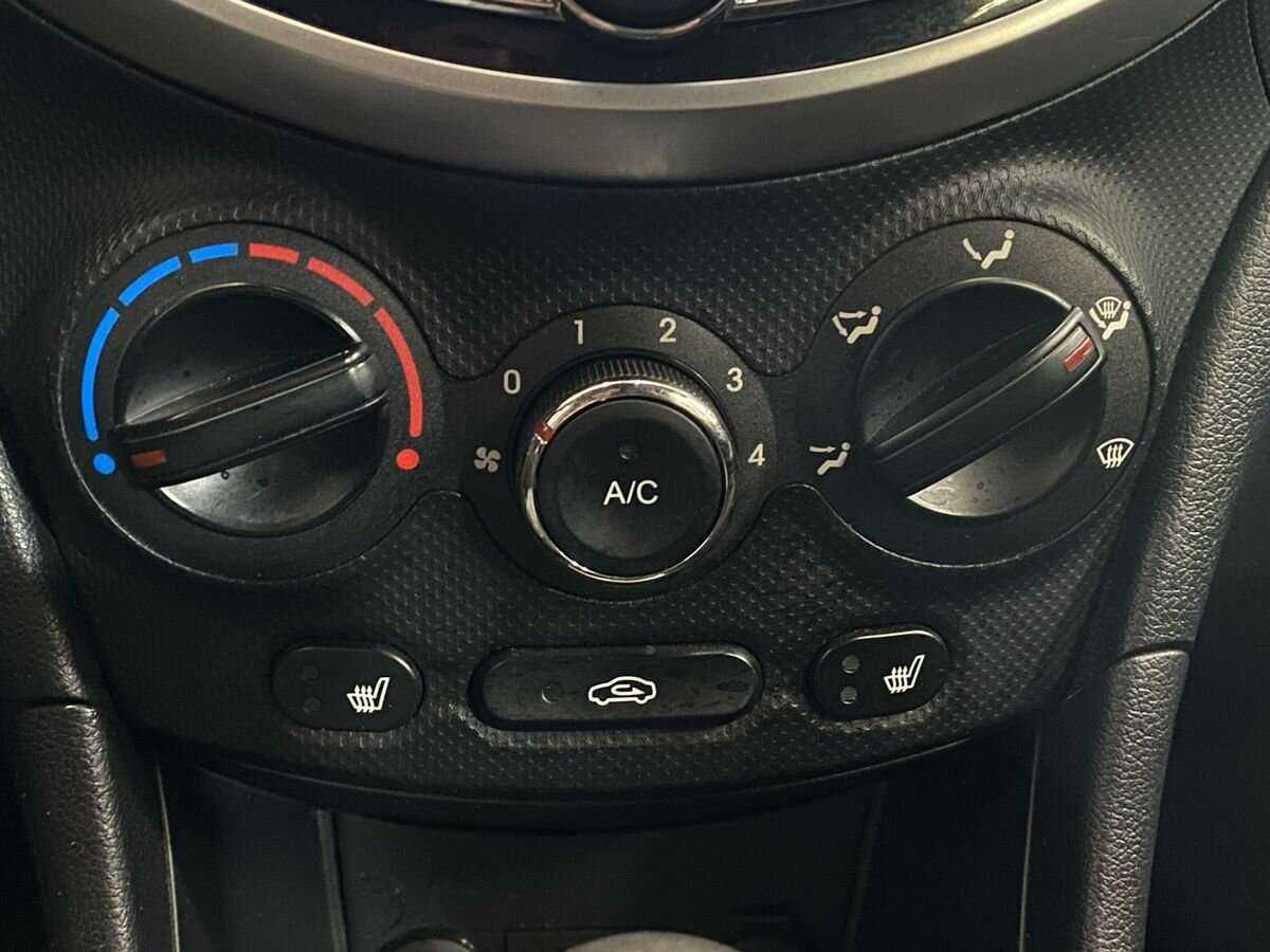 Hyundai Solaris б/у, 2012, Автоматическая. Фото: #14