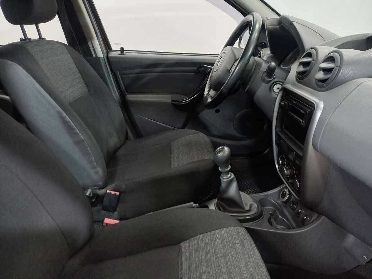 Renault Duster б/у, 2012, Механическая. Фото: #9