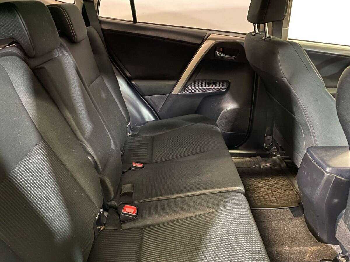 Тойота Рав4 б/у, 2014, Механическая. Фото: #10