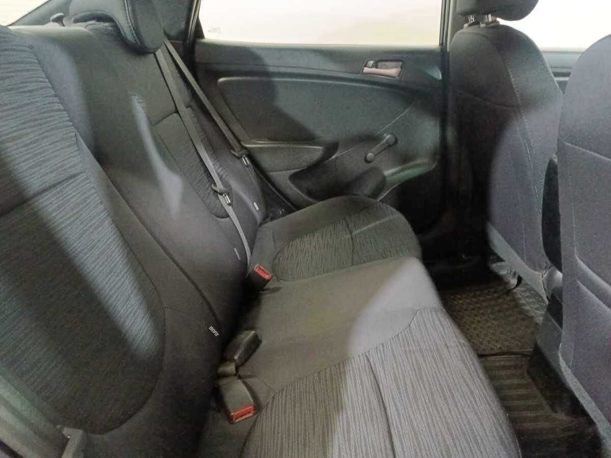 Hyundai Solaris б/у, 2016, Механическая. Фото: #10