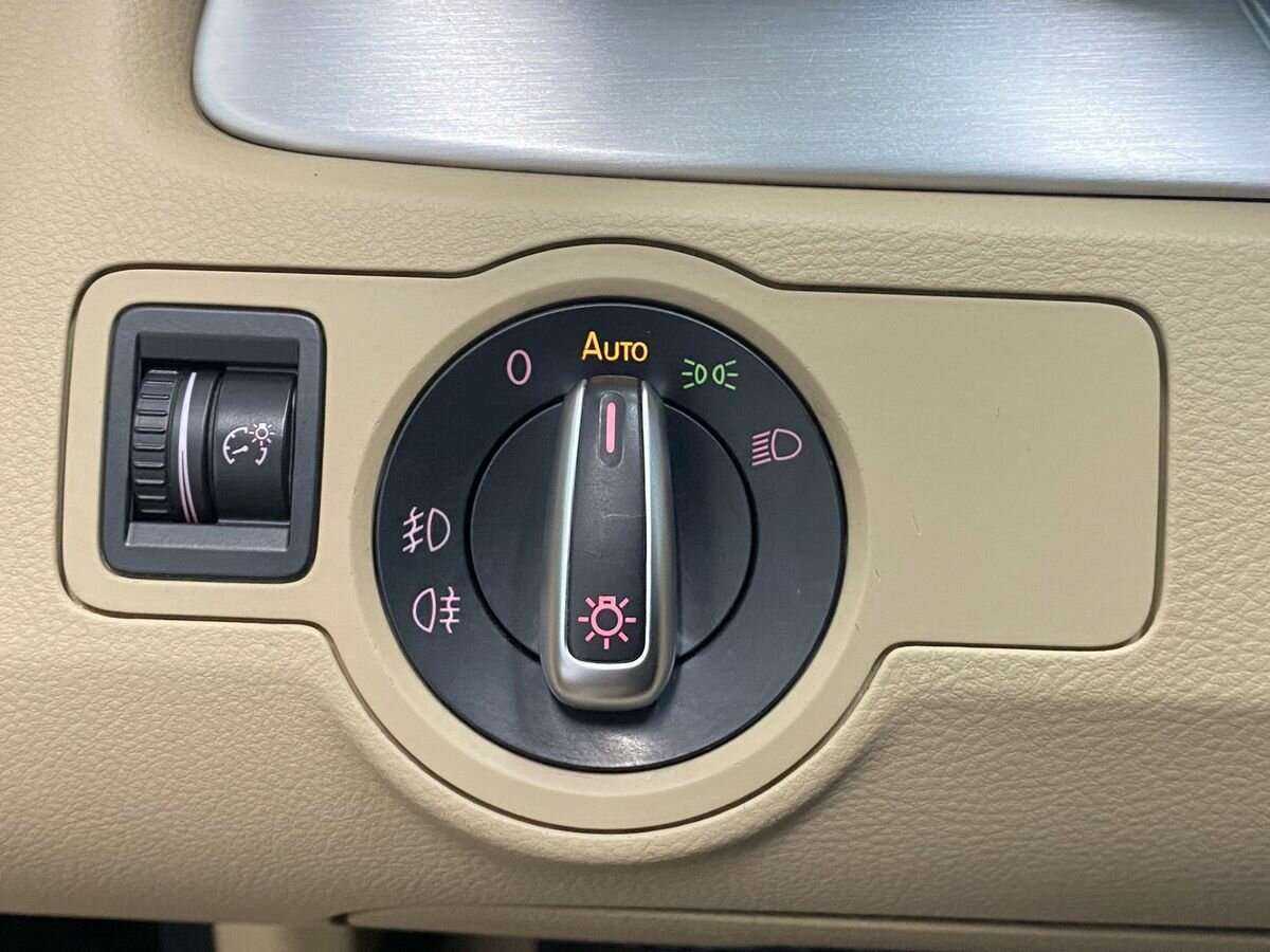 Volkswagen Passat б/у, 2012, Роботизированная. Фото: #16