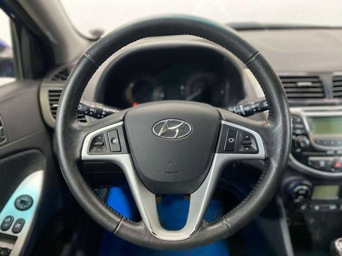 Hyundai Solaris б/у, 2012, Механическая. Фото: #11