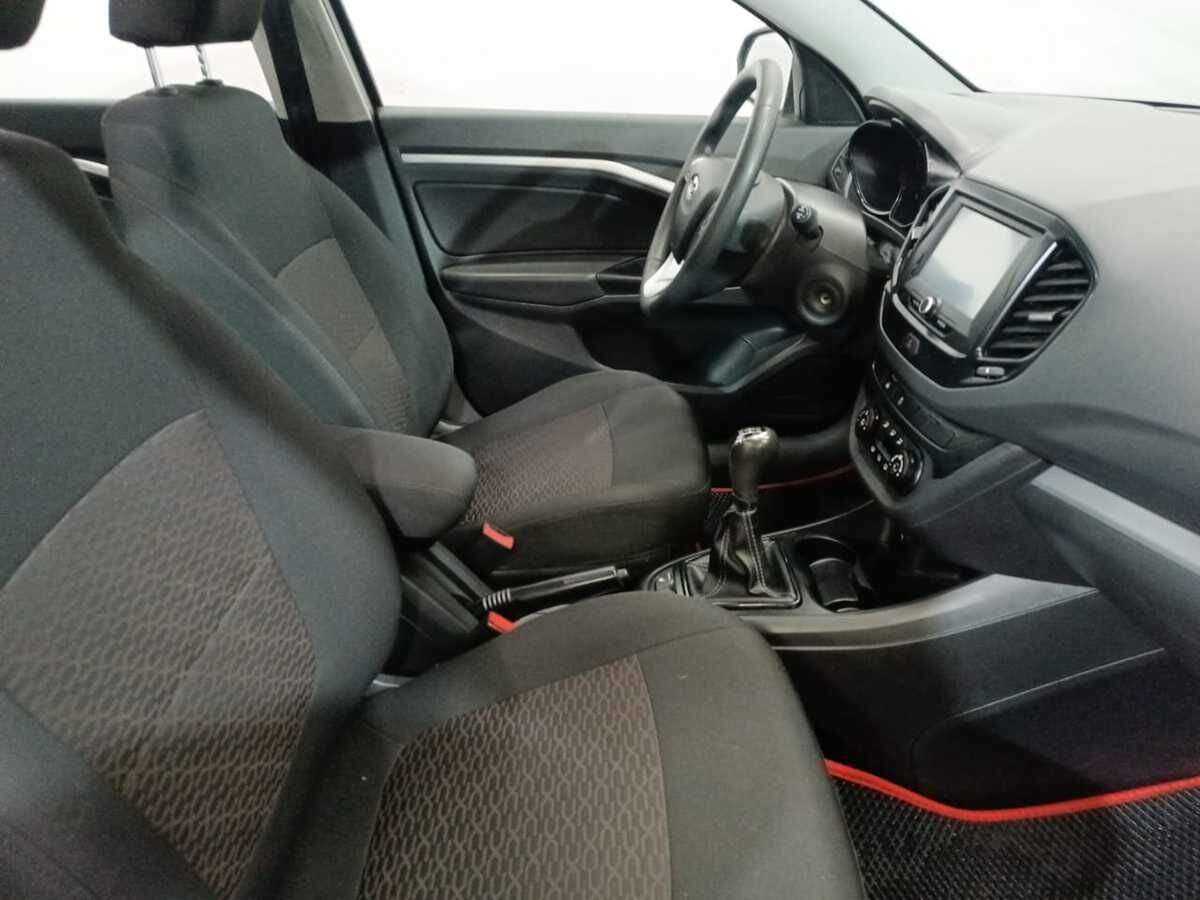 Lada (ВАЗ) Vesta б/у, 2019, Механическая. Фото: #9
