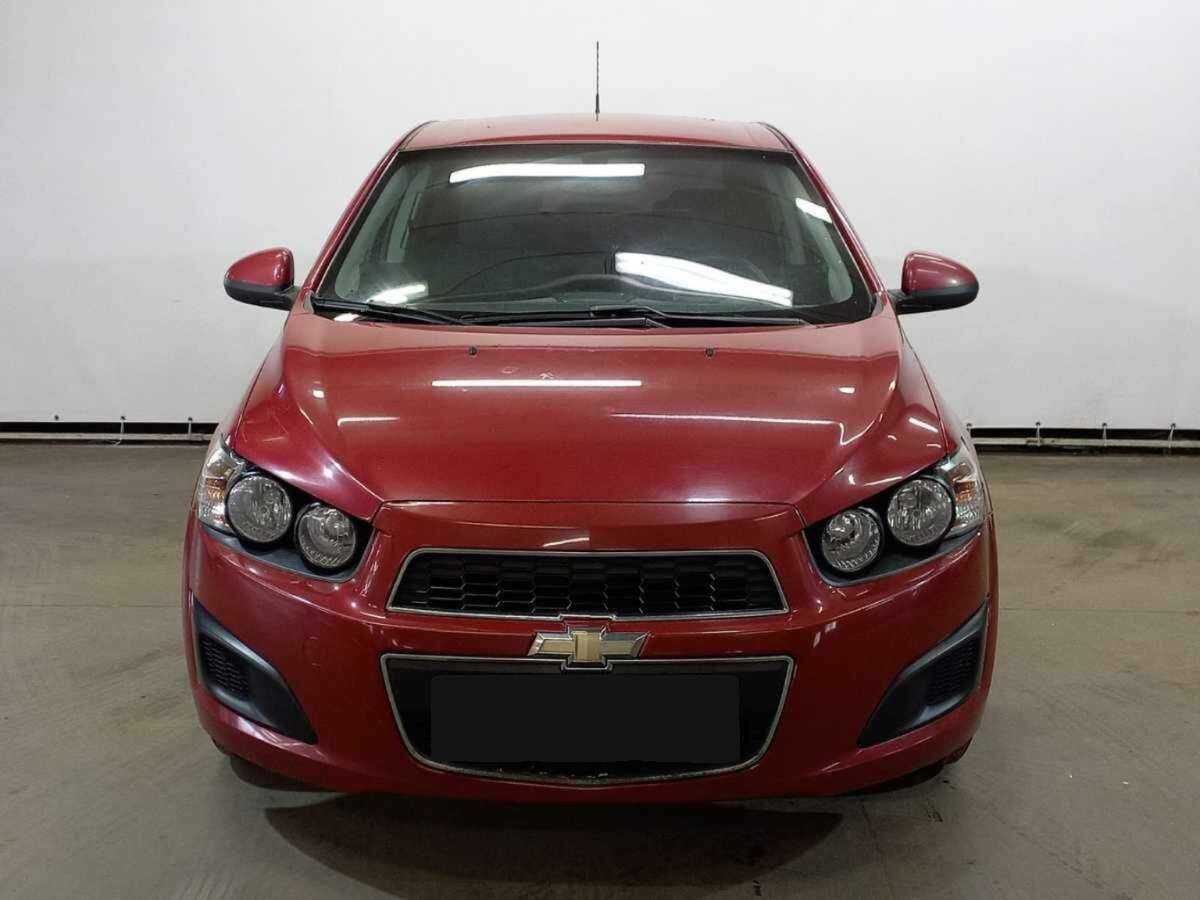 Chevrolet Aveo б/у, 2013, Автоматическая. Фото: #1