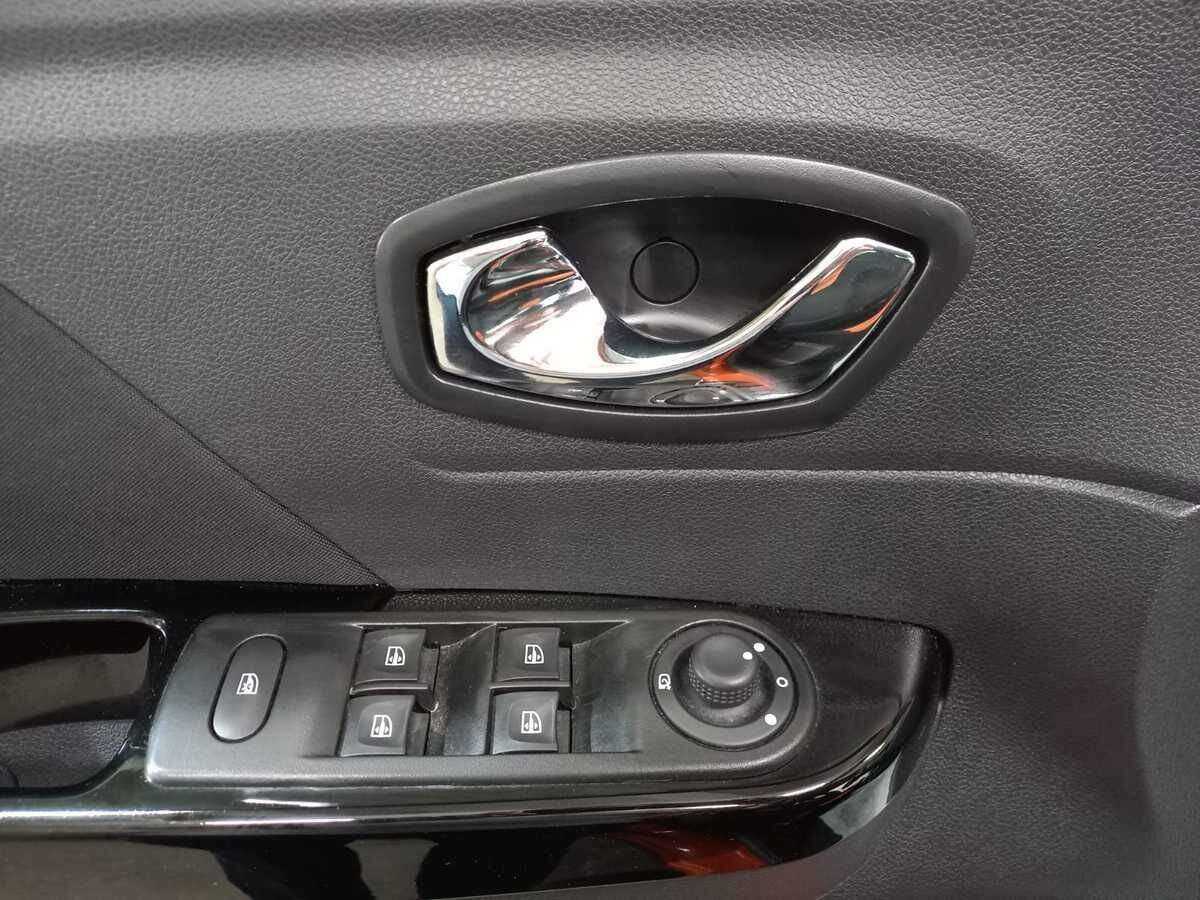 Renault Kaptur б/у, 2016, Вариатор. Фото: #14