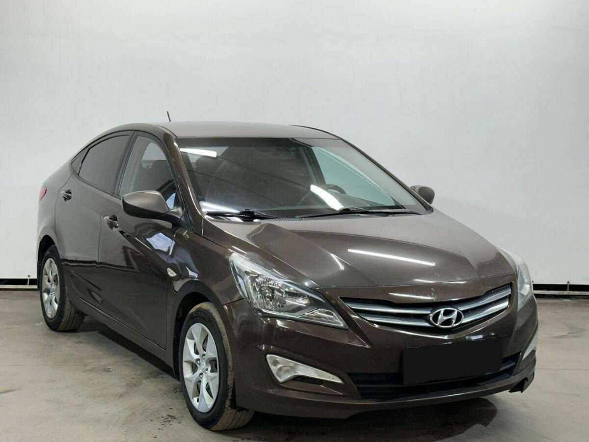 Hyundai Solaris б/у, 2015, Автоматическая. Фото: #2