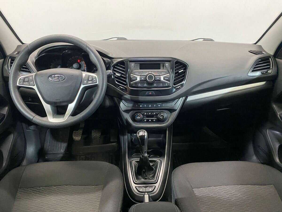 Lada (ВАЗ) Vesta б/у, 2018, Механическая. Фото: #8