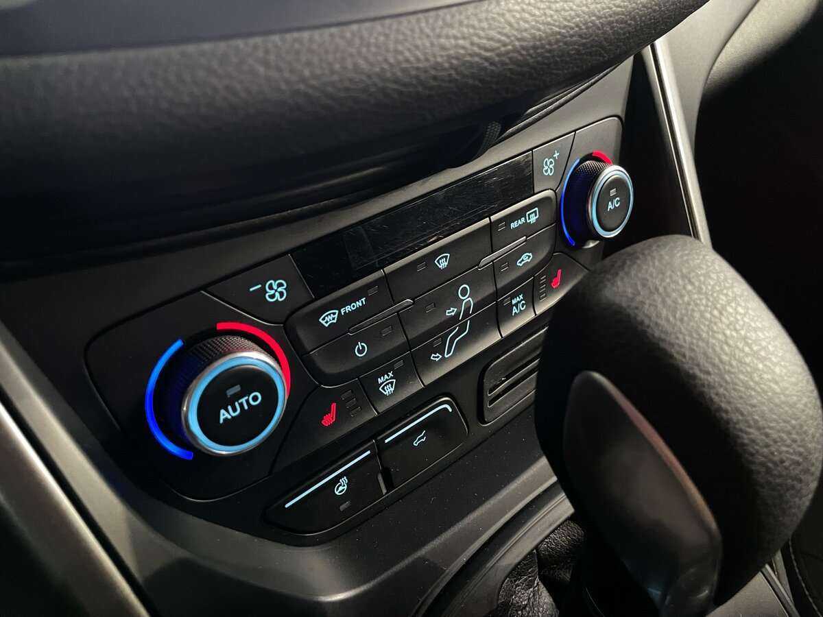 Ford Kuga б/у, 2017, Автоматическая. Фото: #15