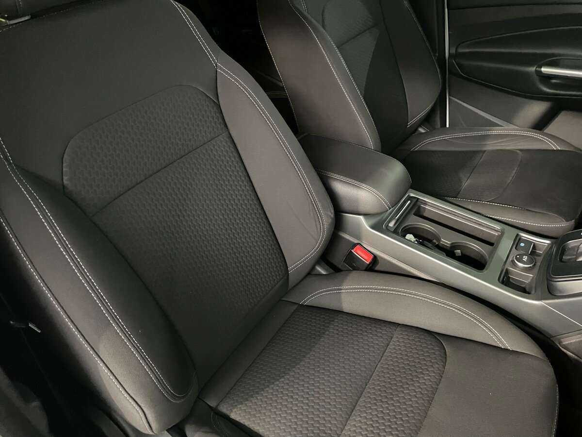 Ford Kuga б/у, 2017, Автоматическая. Фото: #20