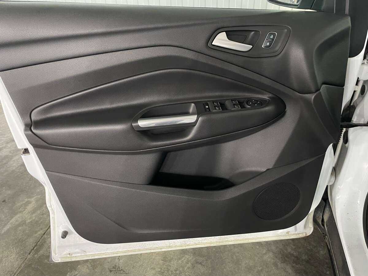 Ford Kuga б/у, 2017, Автоматическая. Фото: #23