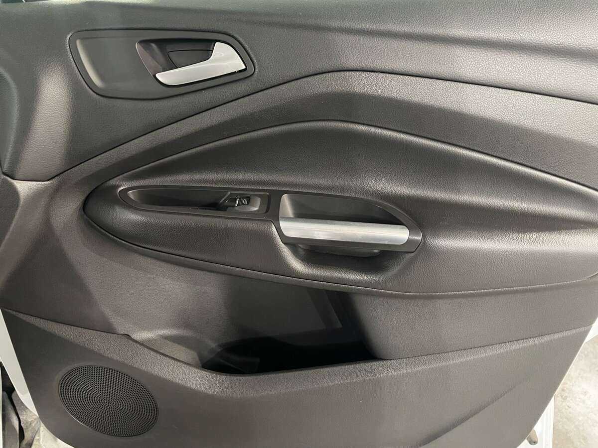 Ford Kuga б/у, 2017, Автоматическая. Фото: #26