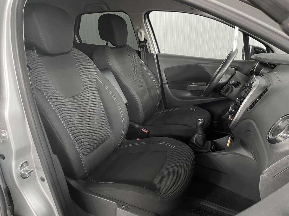 Renault Kaptur б/у, 2016, Механическая. Фото: #17