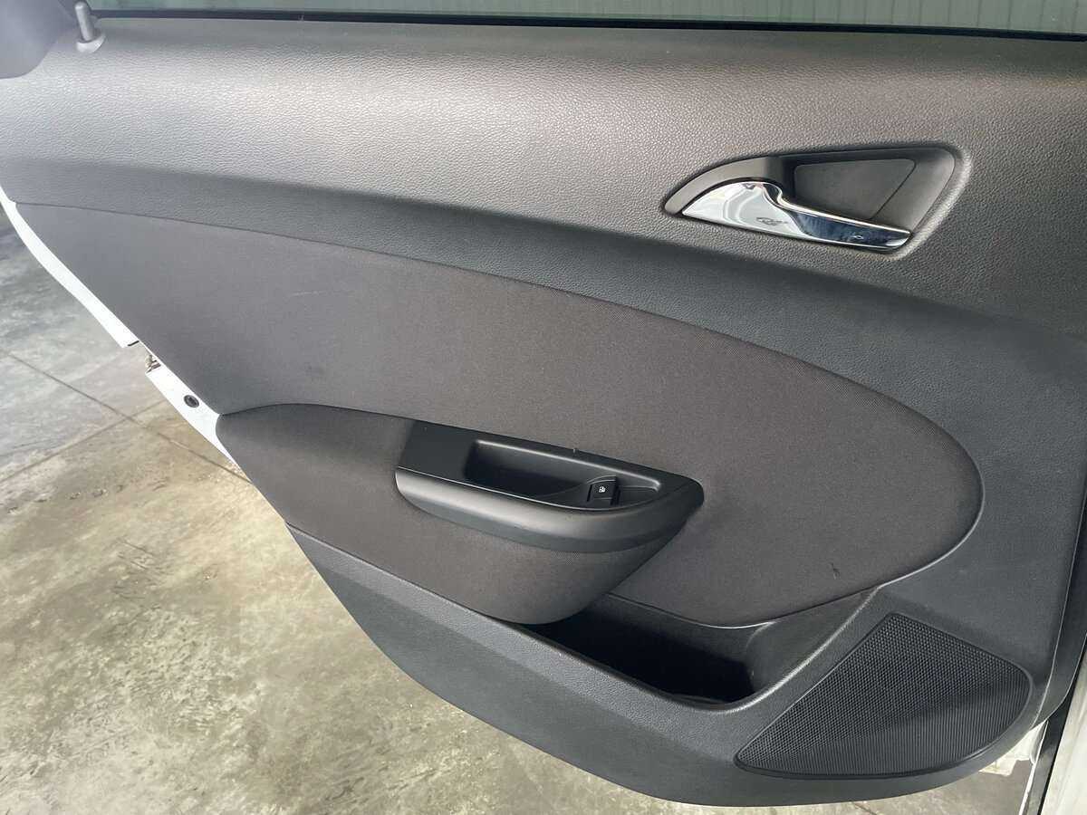 Opel Astra б/у, 2012, Автоматическая. Фото: #20