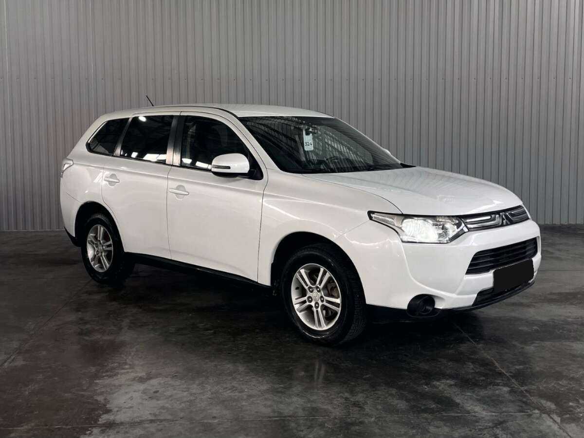 Mitsubishi Outlander б/у, 2013, Вариатор. Фото: #2