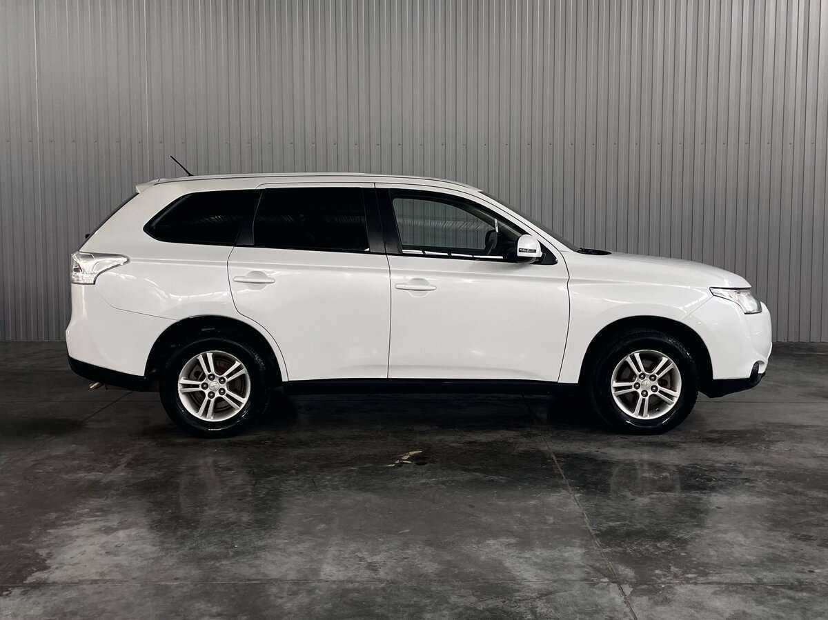 Mitsubishi Outlander б/у, 2013, Вариатор. Фото: #3