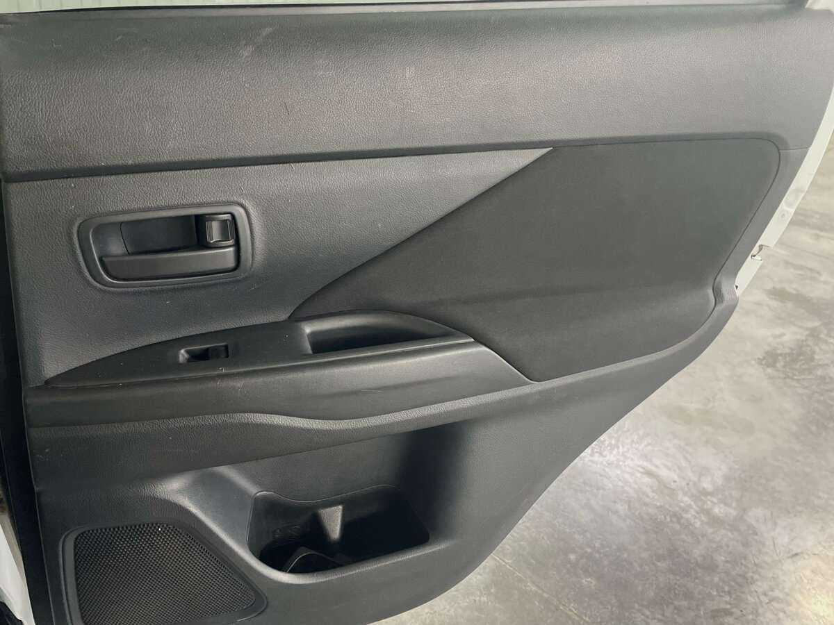 Mitsubishi Outlander б/у, 2013, Вариатор. Фото: #19