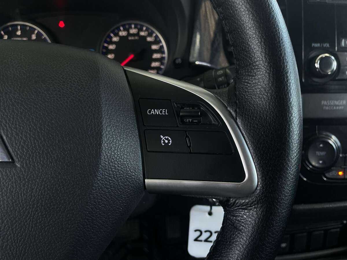 Mitsubishi Outlander б/у, 2018, Вариатор. Фото: #11