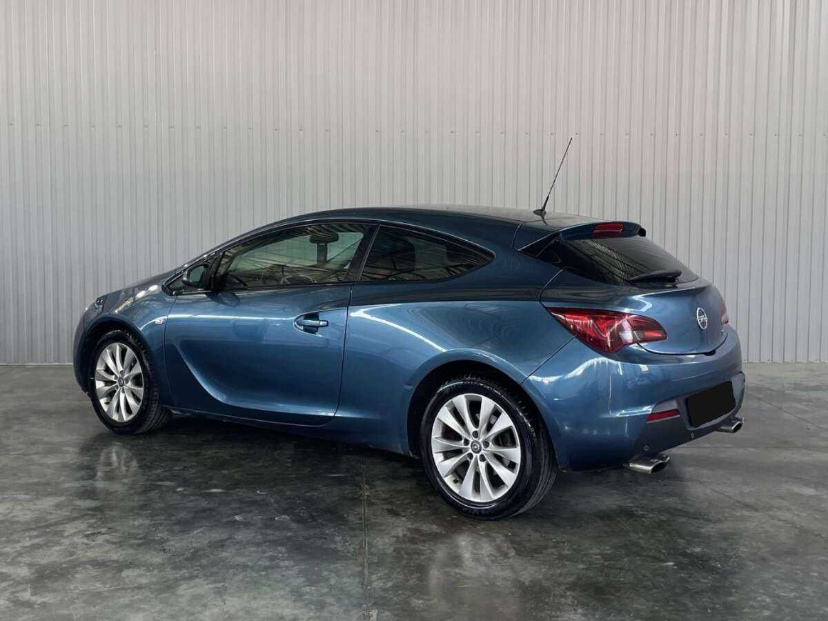 Opel Astra б/у, 2014, Механическая. Фото: #6