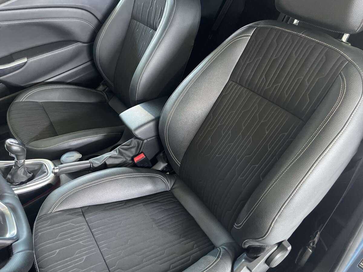 Opel Astra б/у, 2014, Механическая. Фото: #17