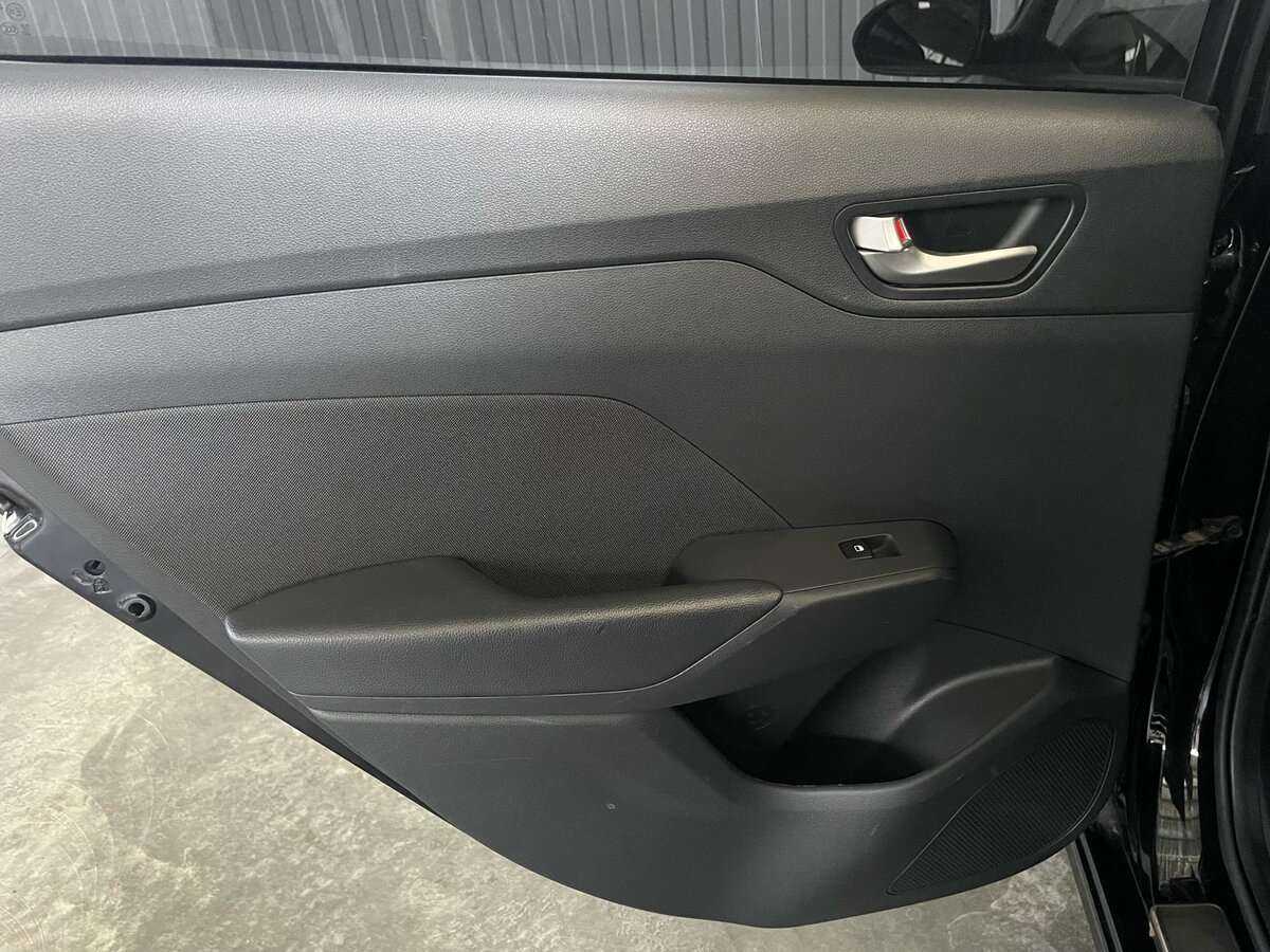 Hyundai Solaris б/у, 2019, Механическая. Фото: #21