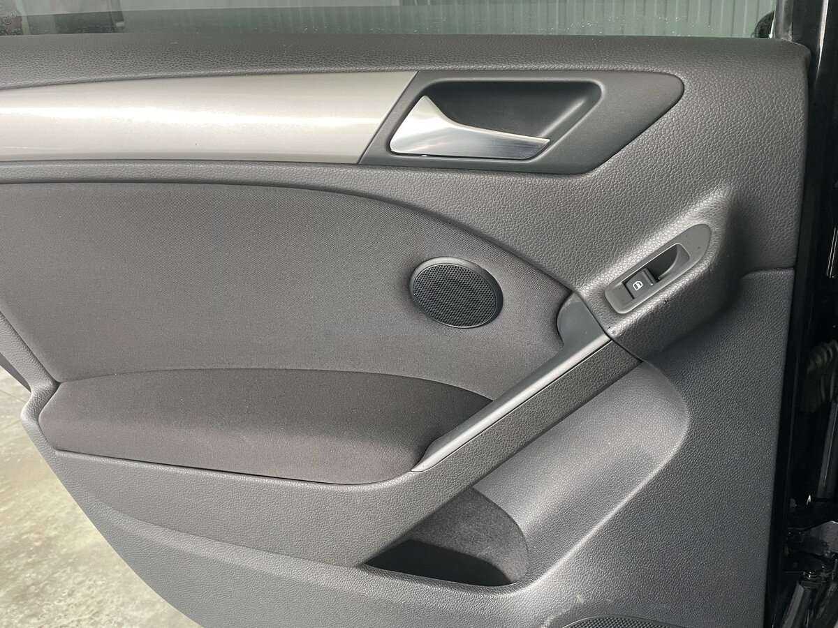 Volkswagen Golf б/у, 2012, Роботизированная. Фото: #20