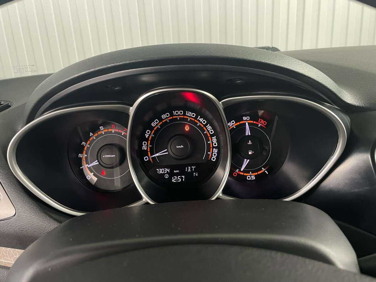 Lada (ВАЗ) Vesta б/у, 2018, Роботизированная. Фото: #12