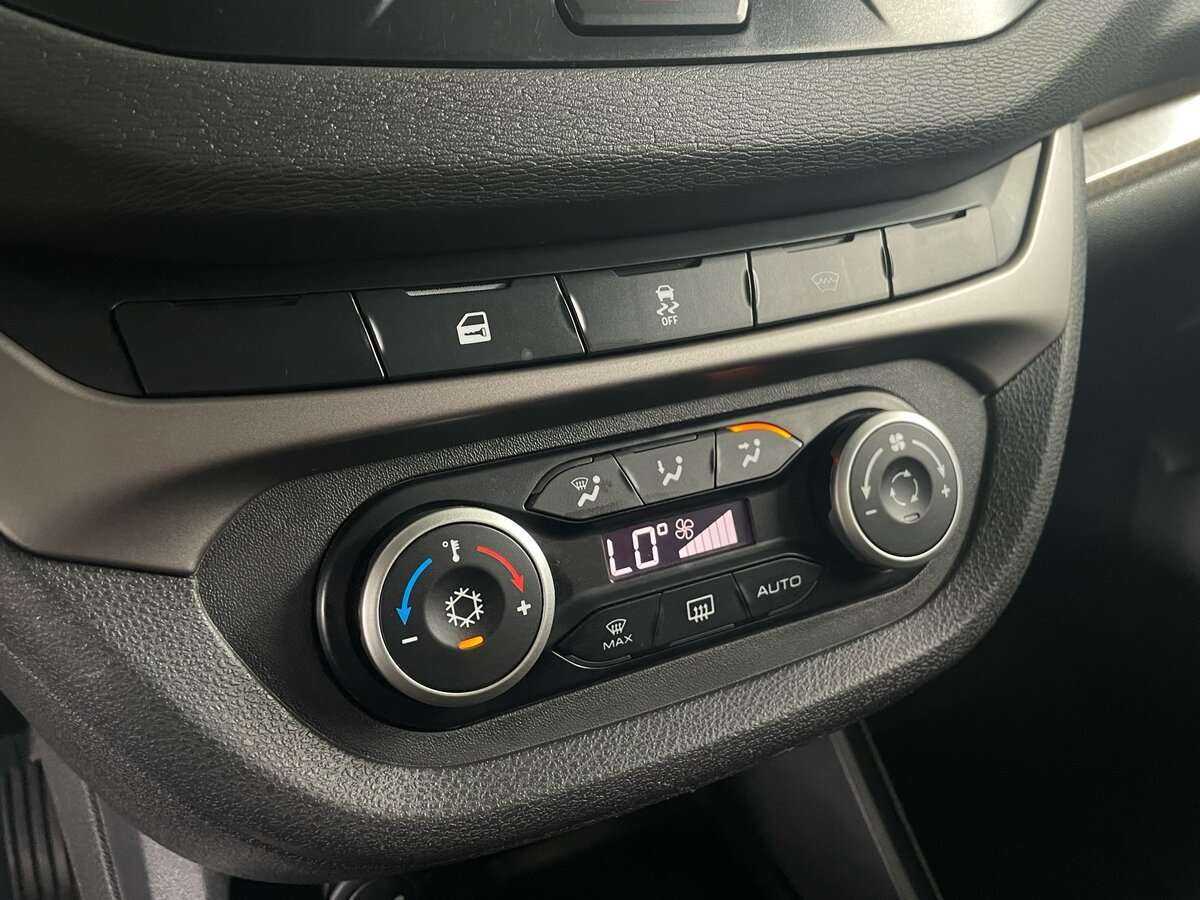 Lada (ВАЗ) Vesta б/у, 2018, Роботизированная. Фото: #13