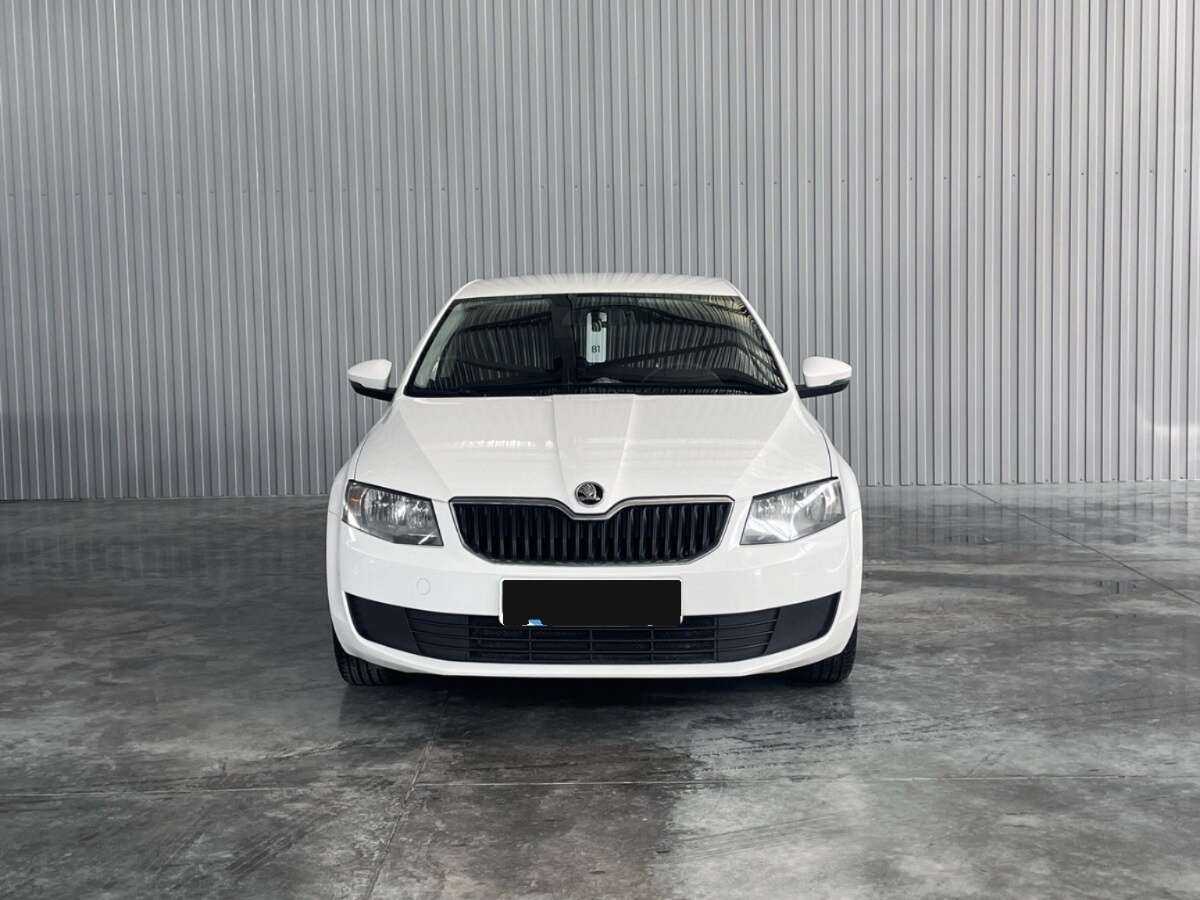Skoda Octavia б/у, 2013, Механическая. Фото: #1