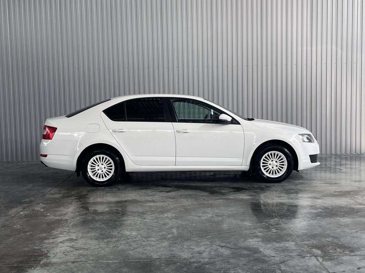Skoda Octavia б/у, 2013, Механическая. Фото: #3