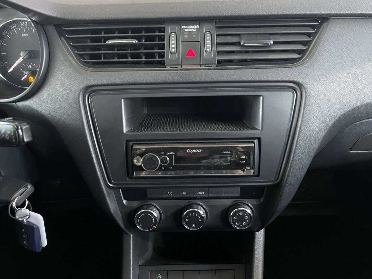 Skoda Octavia б/у, 2013, Механическая. Фото: #11