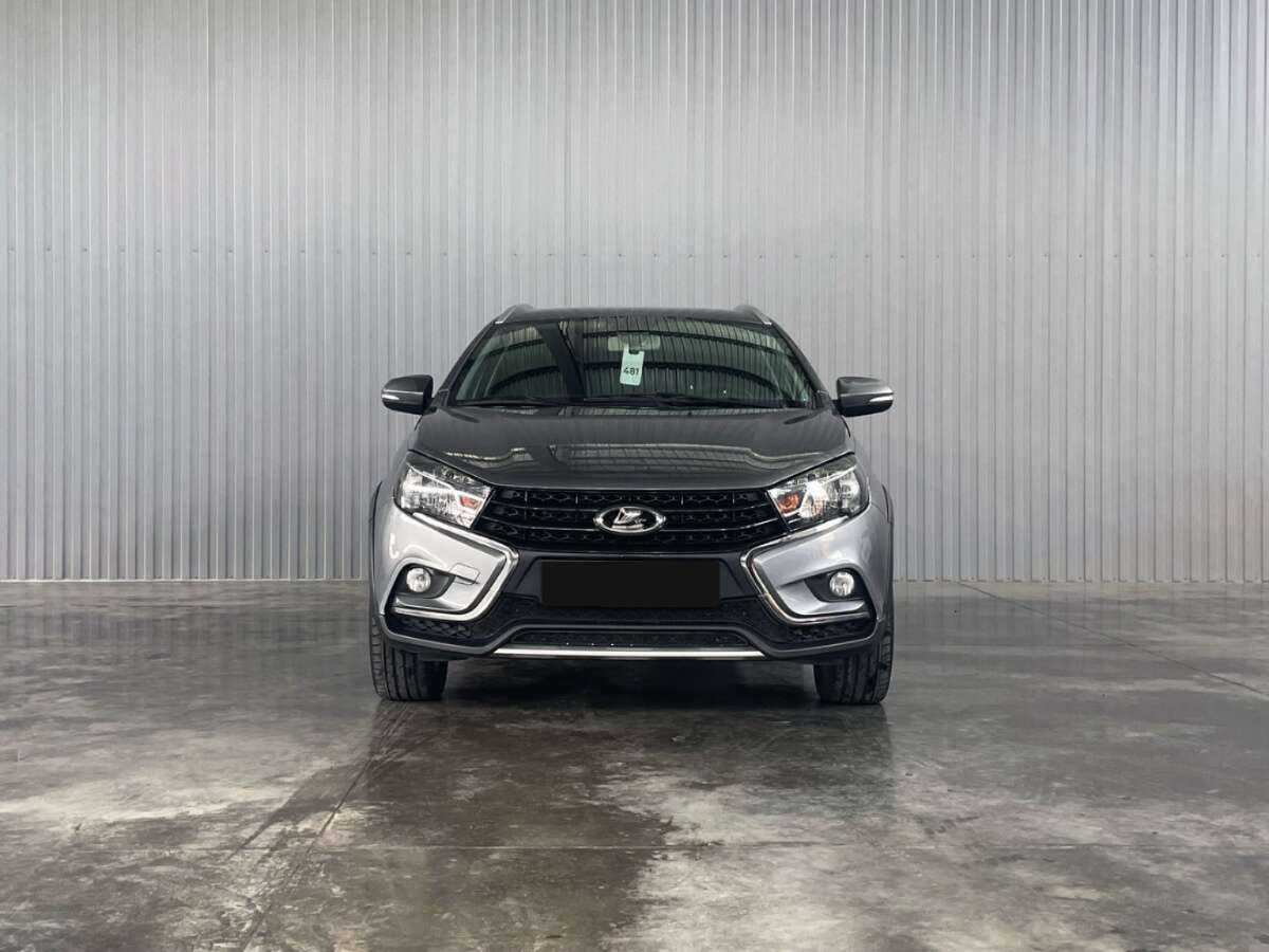 Lada (ВАЗ) Vesta б/у, 2018, Механическая. Фото: #1