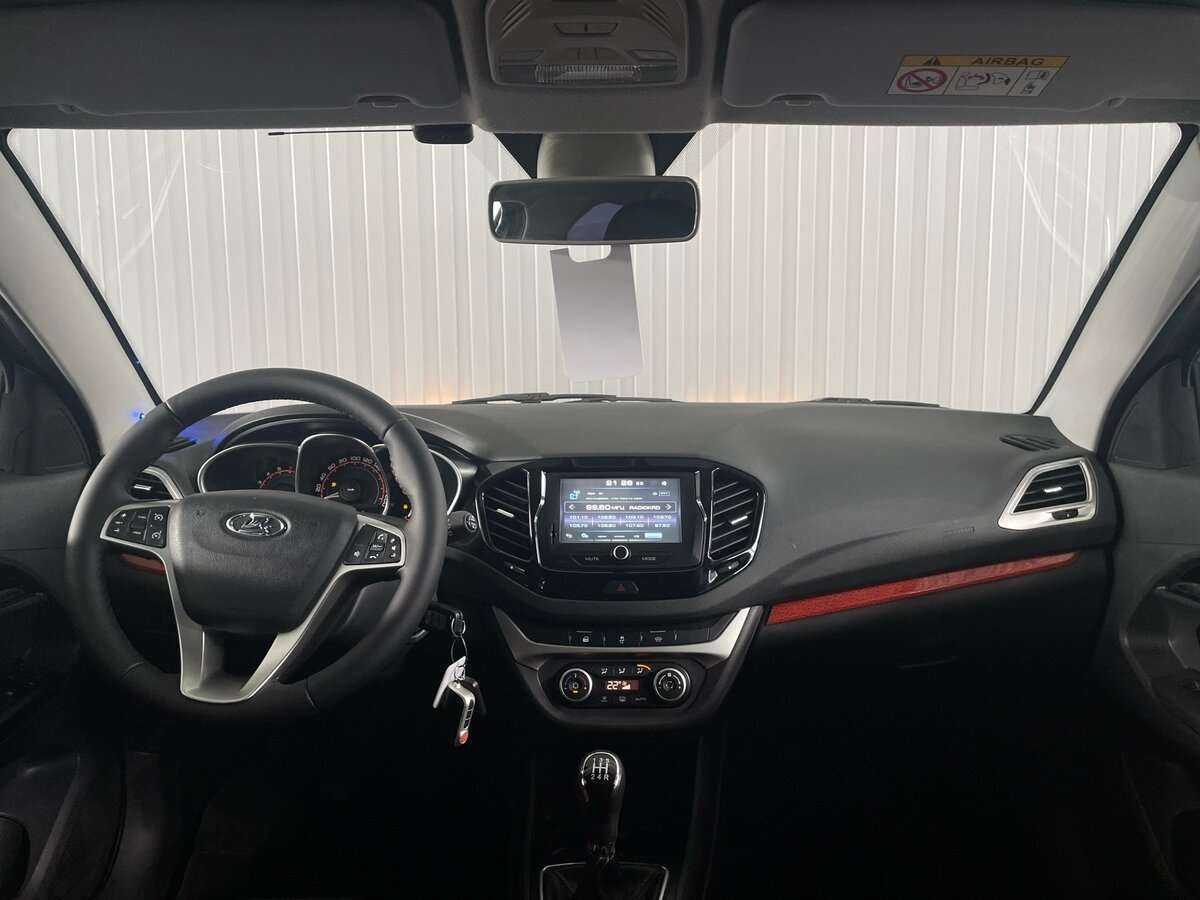 Lada (ВАЗ) Vesta б/у, 2018, Механическая. Фото: #8