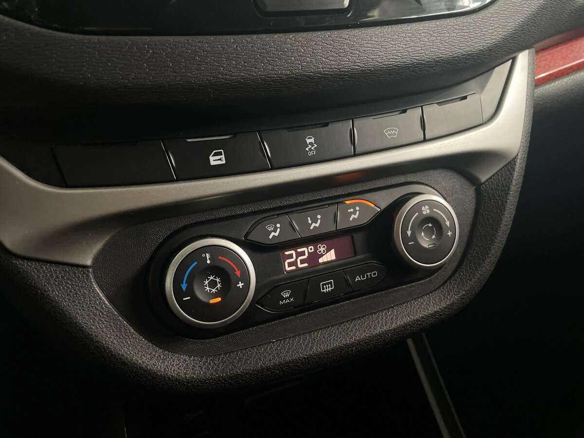 Lada (ВАЗ) Vesta б/у, 2018, Механическая. Фото: #14