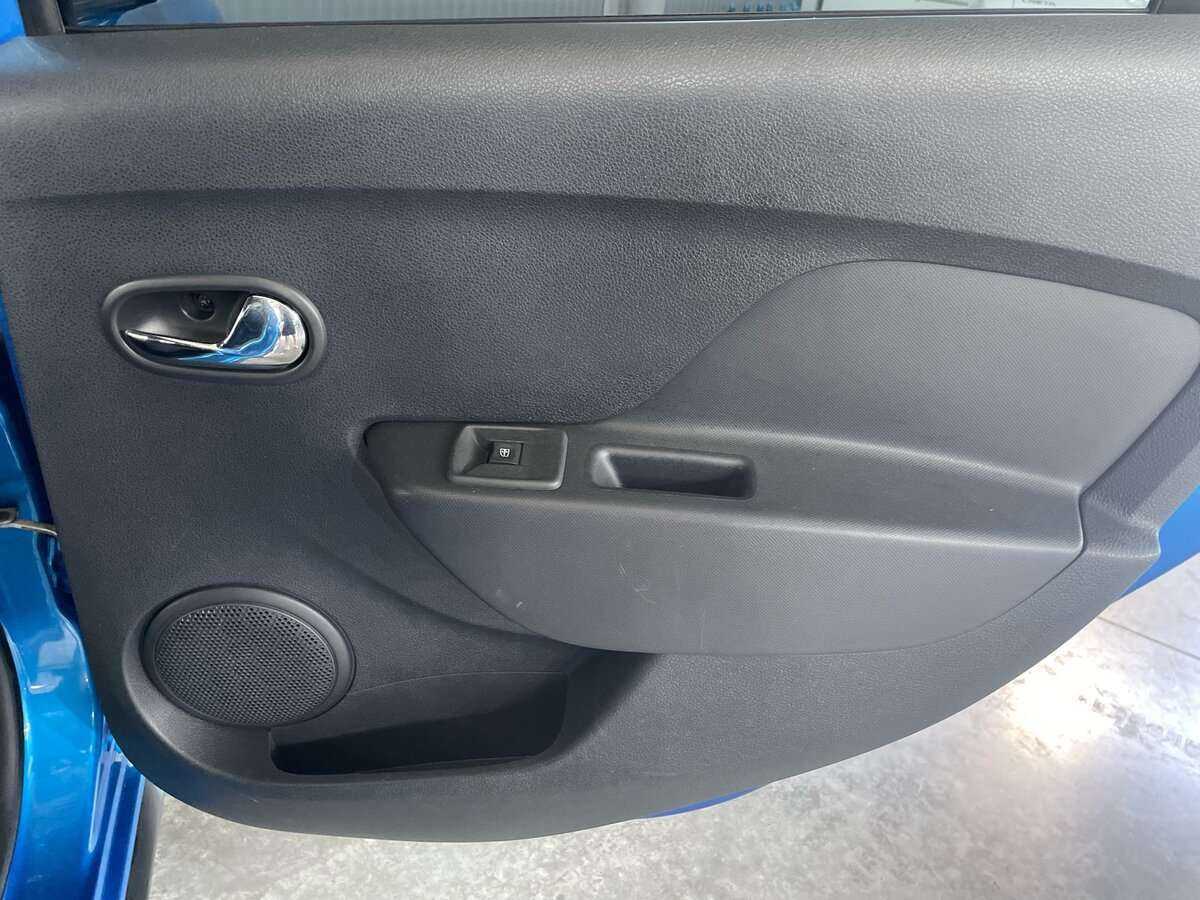 Renault Sandero б/у, 2018, Механическая. Фото: #17