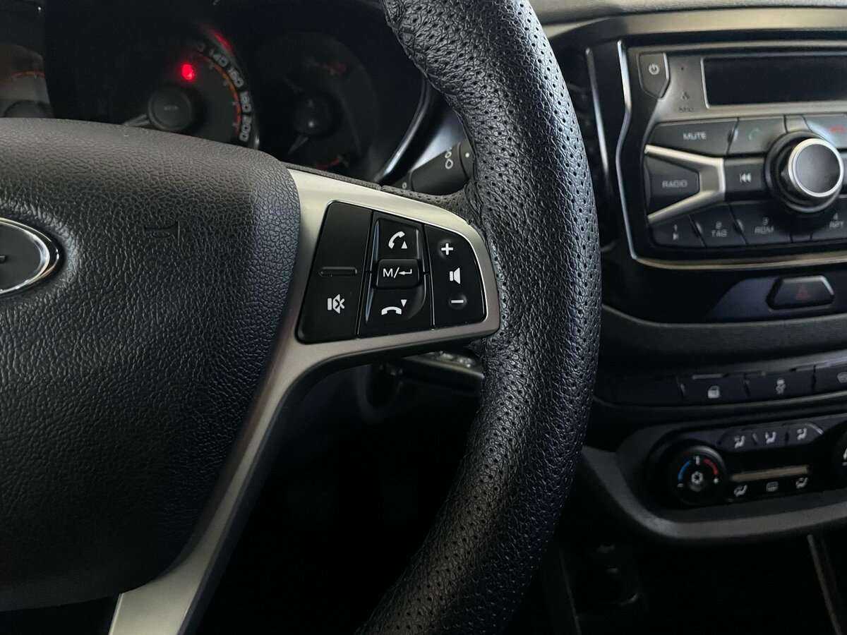 Lada (ВАЗ) Vesta б/у, 2018, Механическая. Фото: #11