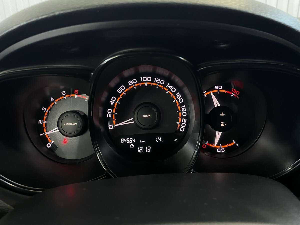 Lada (ВАЗ) Vesta б/у, 2018, Механическая. Фото: #12