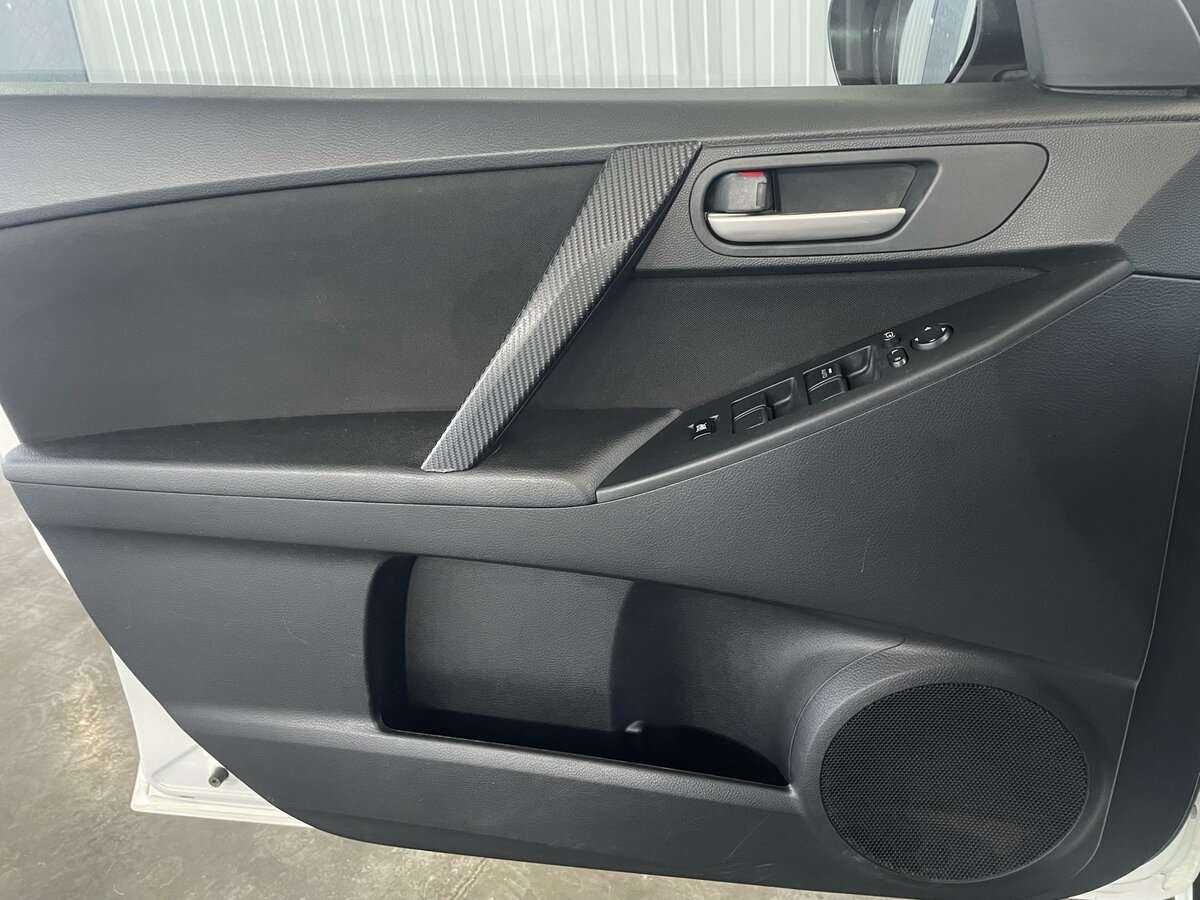 Mazda 3 б/у, 2012, Автоматическая. Фото: #17